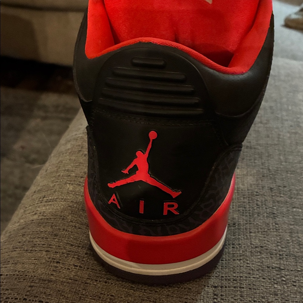 jordan 3 'crimsons' - Picture 5 of 6